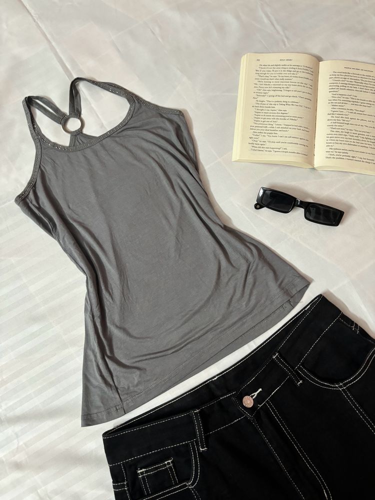 grey cami top