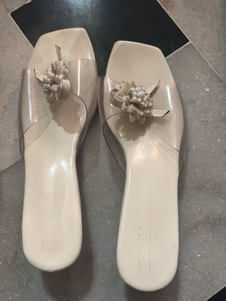 Chic White Flat Sandals with Embellishments