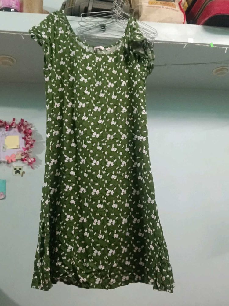 Chic Green Floral Print Dress