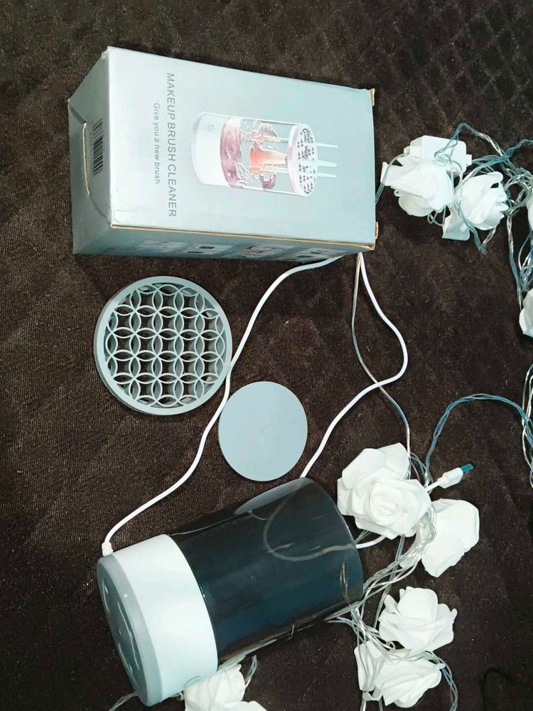Automatic Makeup Brush Cleaner