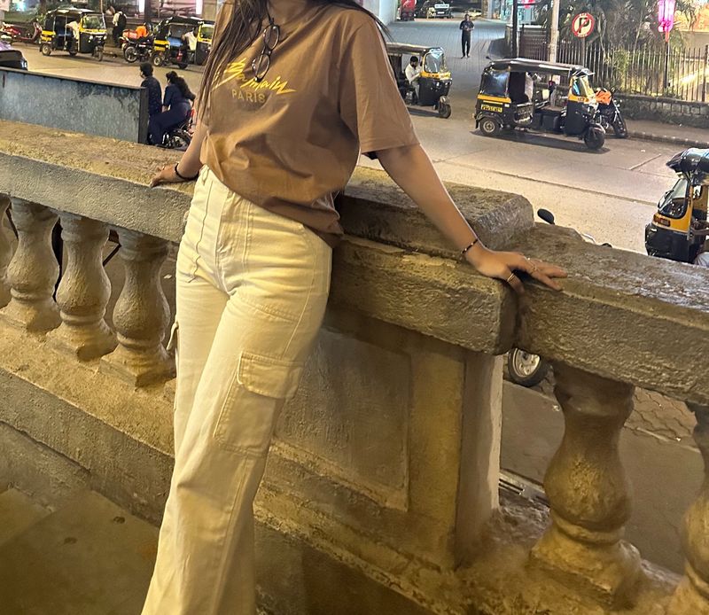 Brown T-shirt