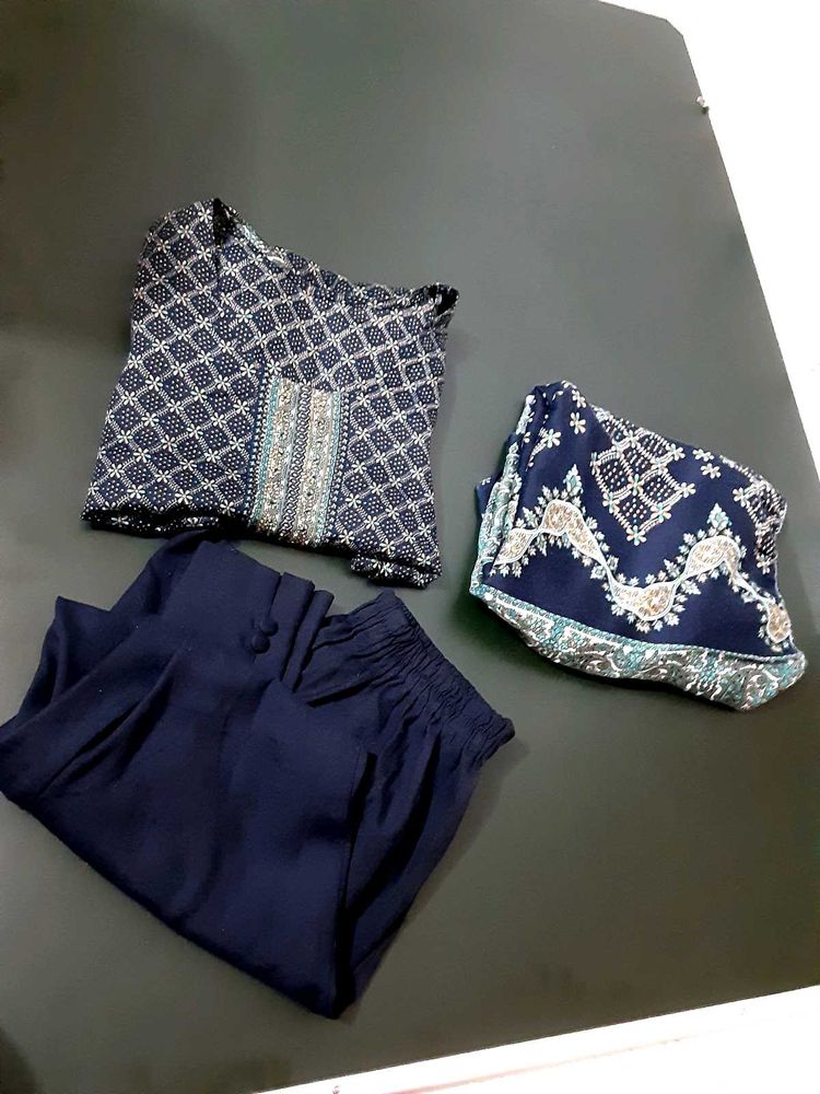 Stylish Navy Blue Kurta Set