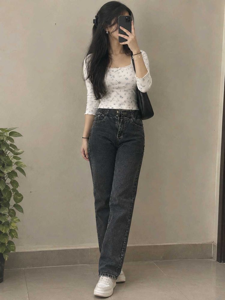 Dark Wash High Waisted Jeans