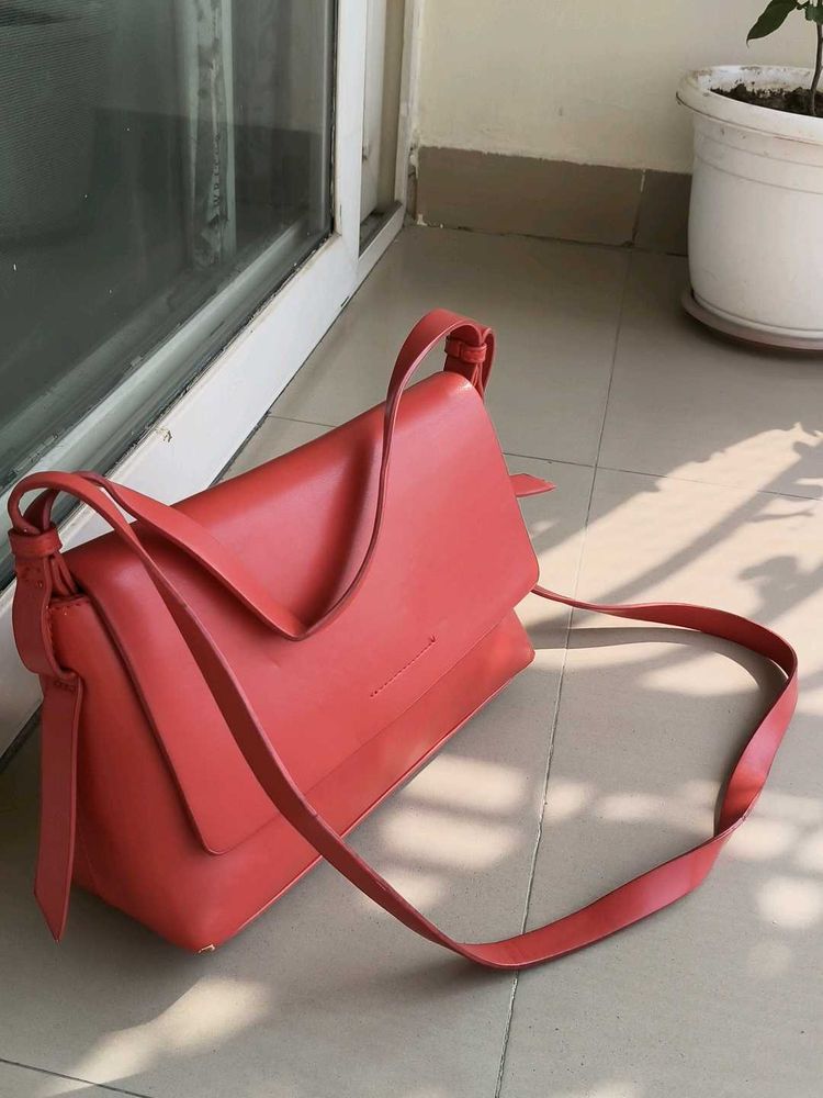Chic Red Crossbody Bag