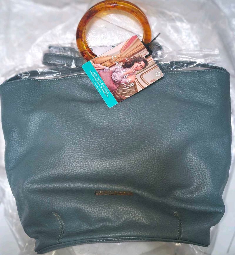 Caprese Womens Bag