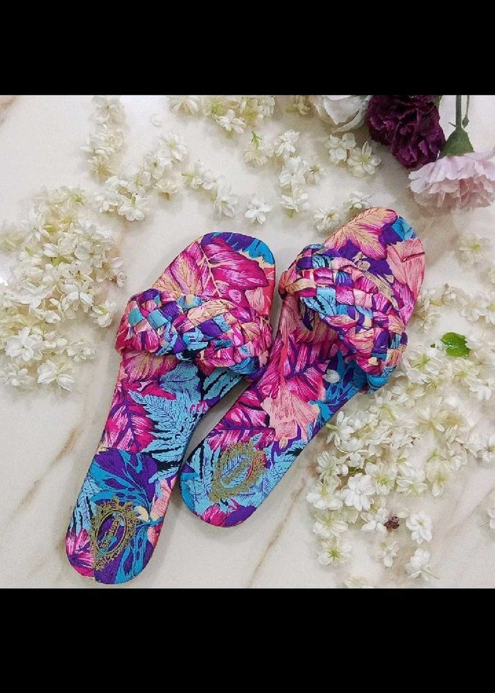 multicolored textured flats