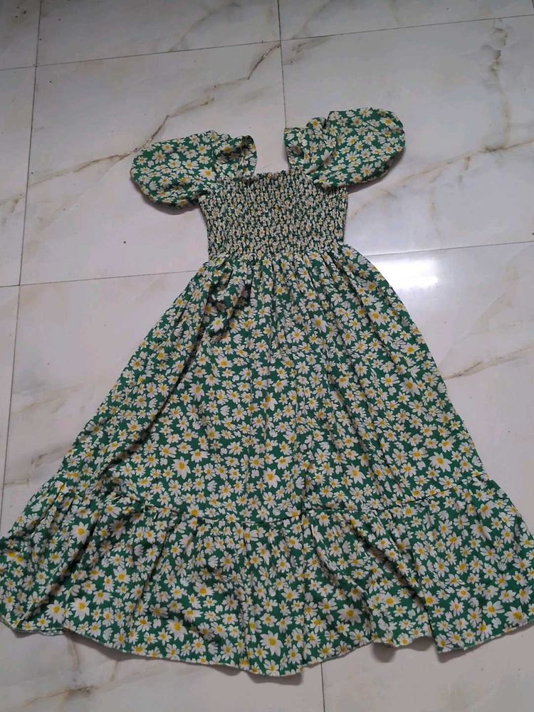 Charming Floral Print Puff Sleeve Dress