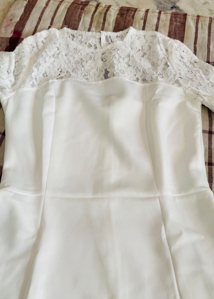 Savana Elegant White Lace Dress