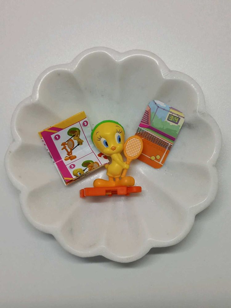 Tennis Player Tweety Kinder Joy Toy