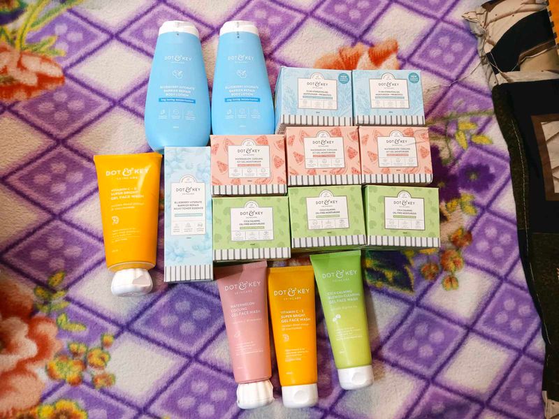 Dot &amp; Key Skincare Kit