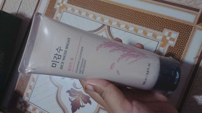 The Face Shop Brightening Rice Water Cleanser