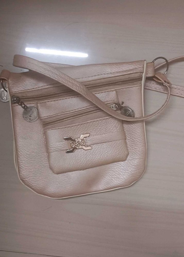 82)Sling Bag