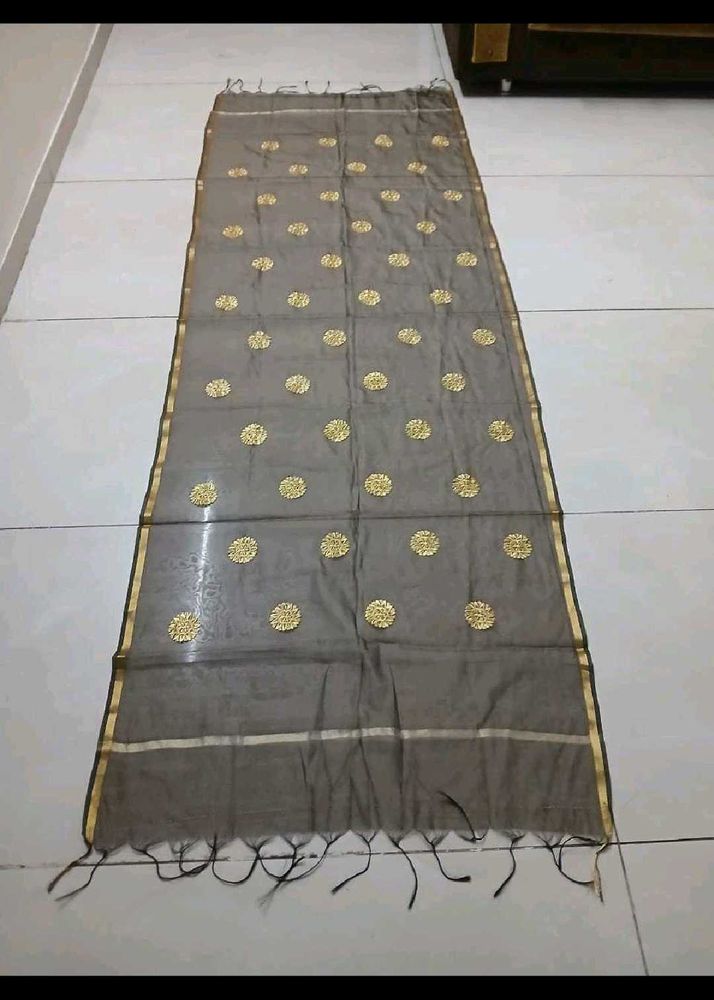 Elegant Grey Dupatta with Gold Motifs