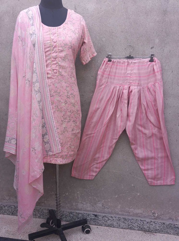 Elegant Pink Floral Cotton Kurta Set with Dupatta