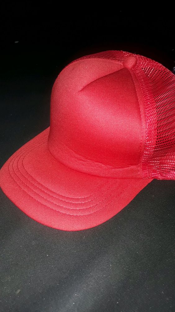 red colour fashionable cap