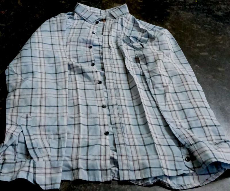 Blue checks Casual Shirt
