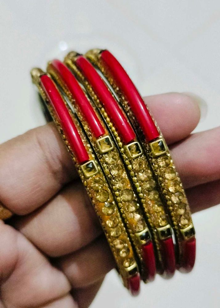 Exquisite Red and Gold Bangles Set