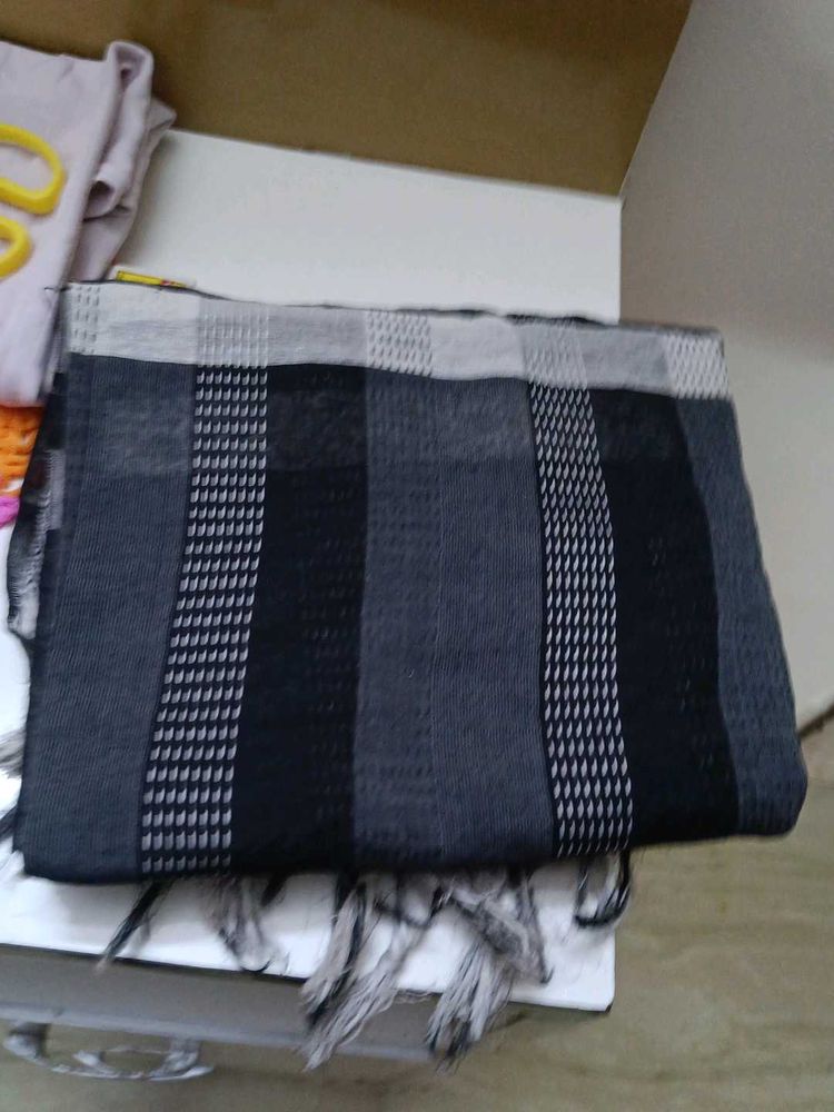 Striped black dupatta
