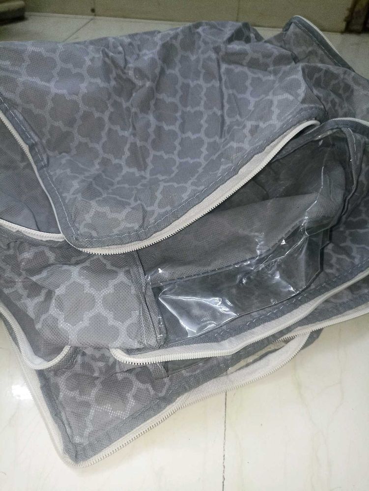 Grey Organizer Bag with Zipper