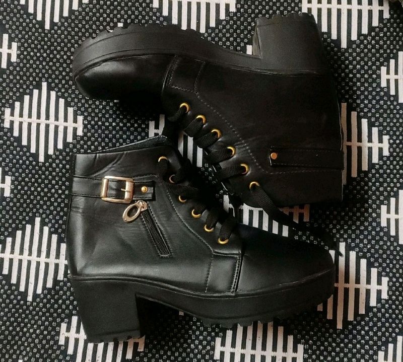 Black Leather Winter Shoes 👢👢