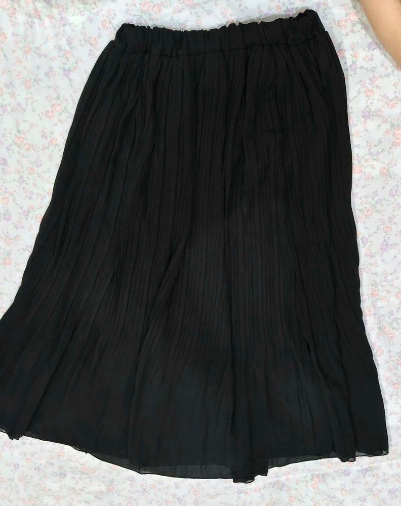 Black Pleated Midi Skirt