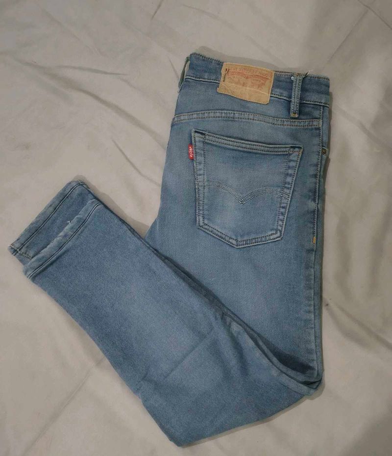 Levi's Light Wash Denim Jeans