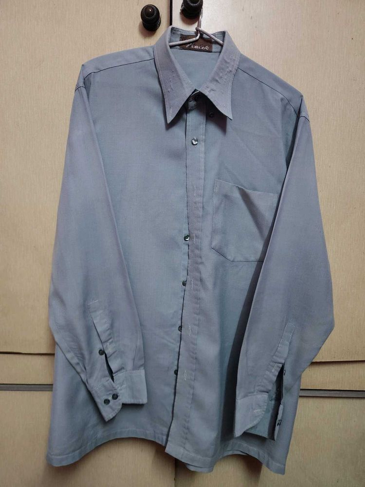 Men's Classic Grey Long Sleeve Shirt