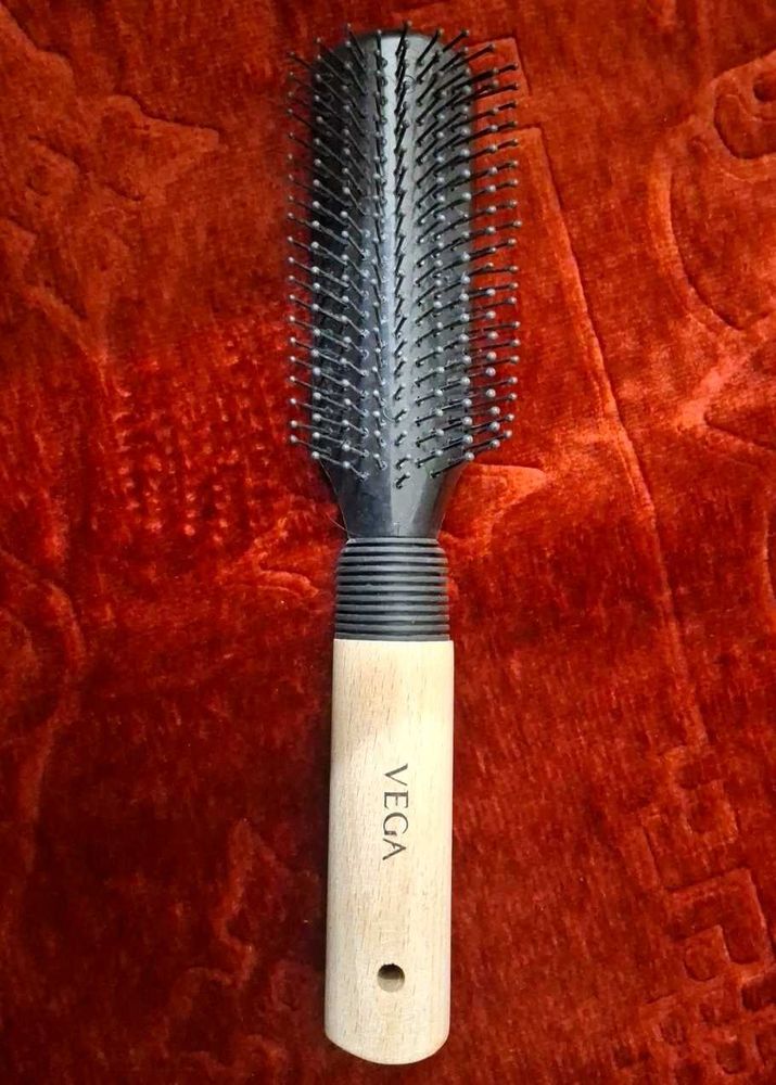 Vega Round Hair Brush