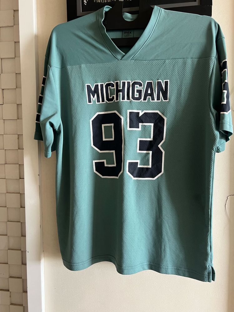 Michigan 93 Graphic T-Shirt