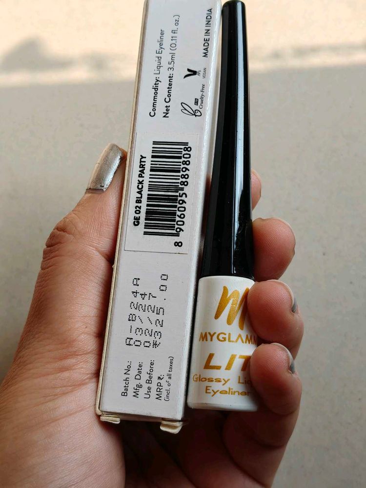 MyGlamm LIT Glossy Liquid Eyeliner