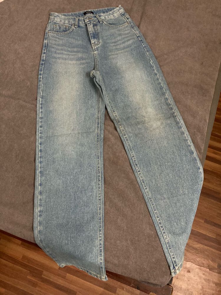 Light Wash Wide Leg Jeans