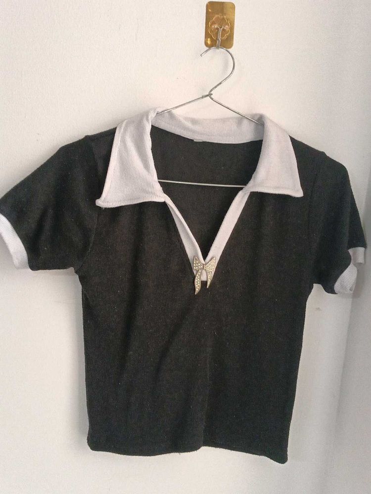 Cute Collared Crop Top
