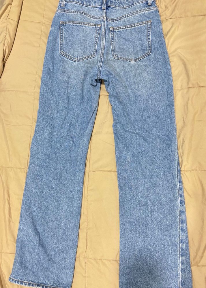 Light Wash Straight Leg Jeans