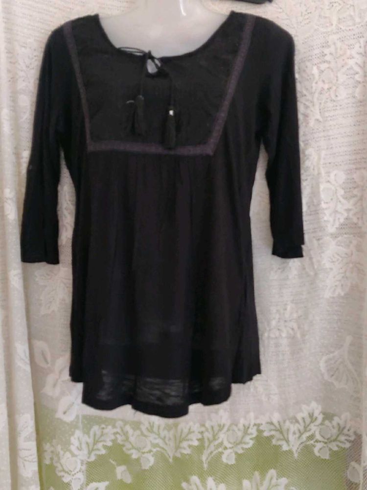 Black Tunic Top with Tassel Detail
