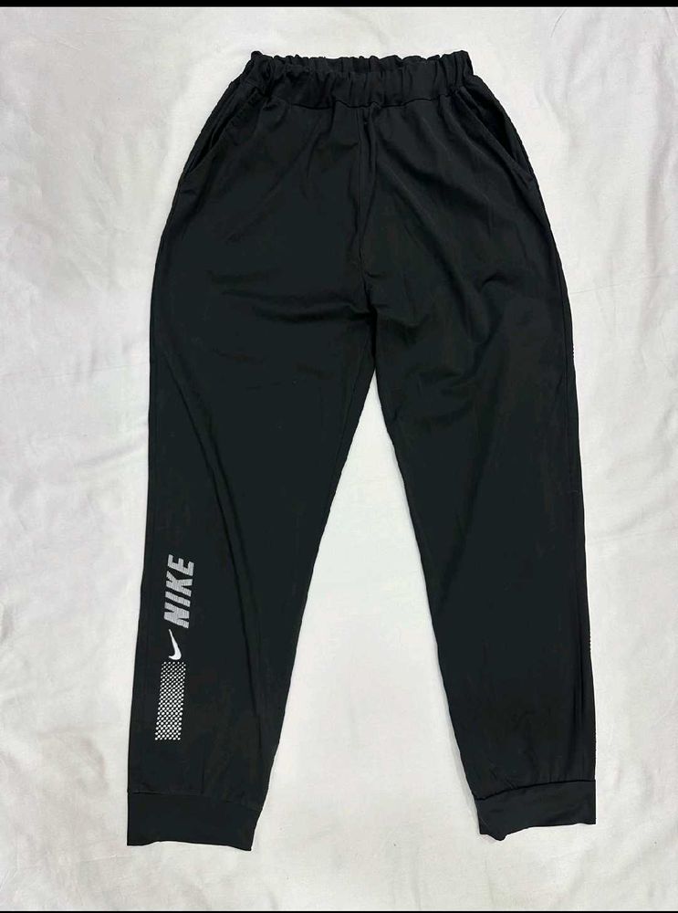 Nike Black Track Pants / Joggers / Size L(170)|