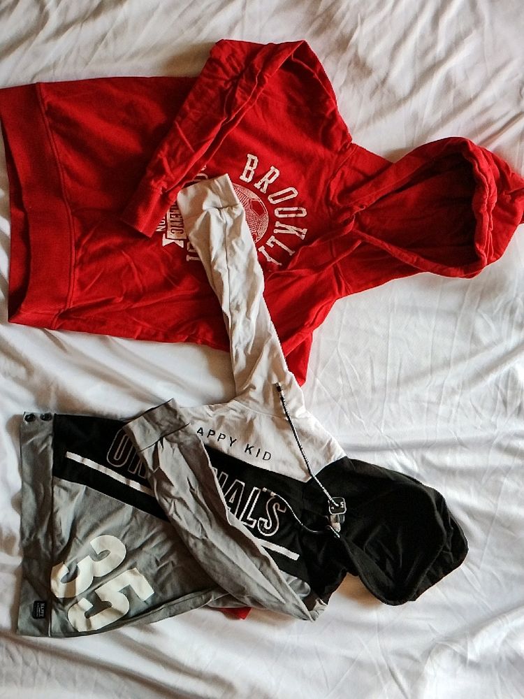 Set Of 2 Boys Hoddies