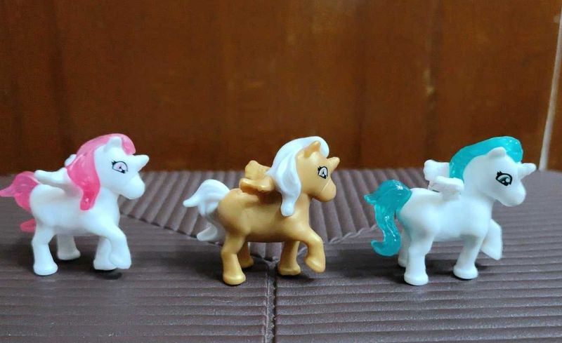 Set of 3 Cute kinder Joy Unicorn Figurines