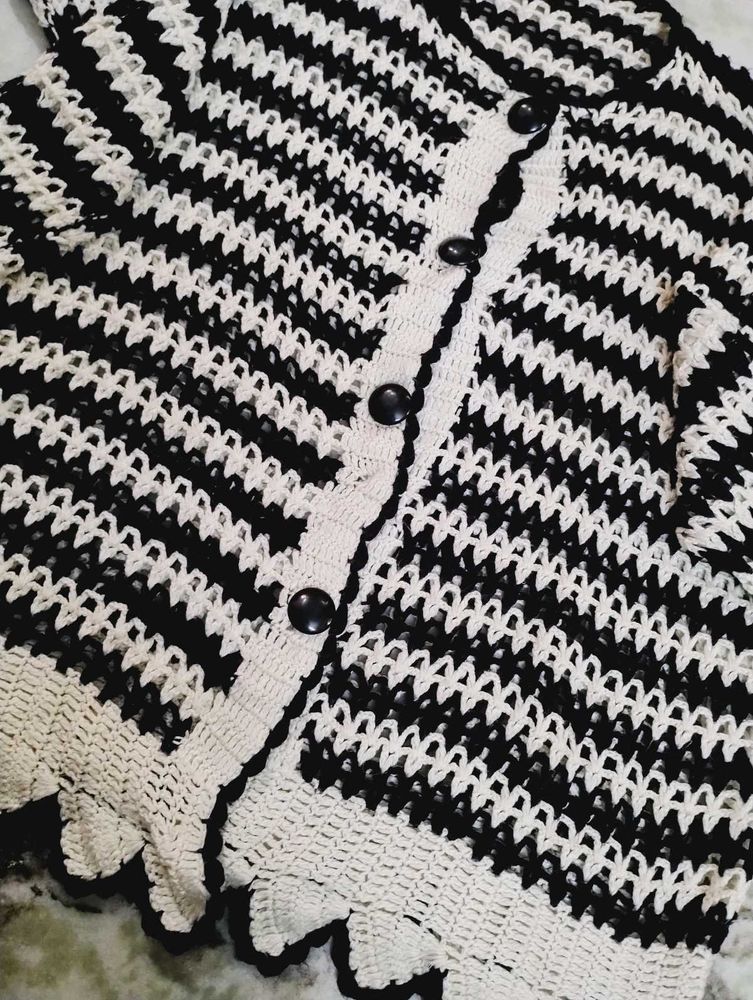 Chic Black &amp; White Crochet Cardigan