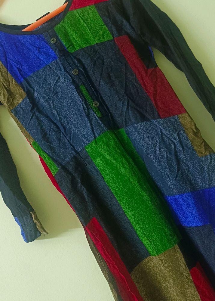 Women Top And Kurthi