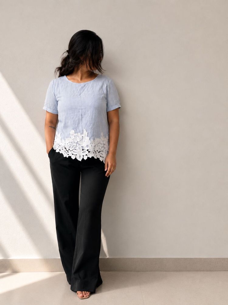 Chic Blue Striped Lace Trim Top