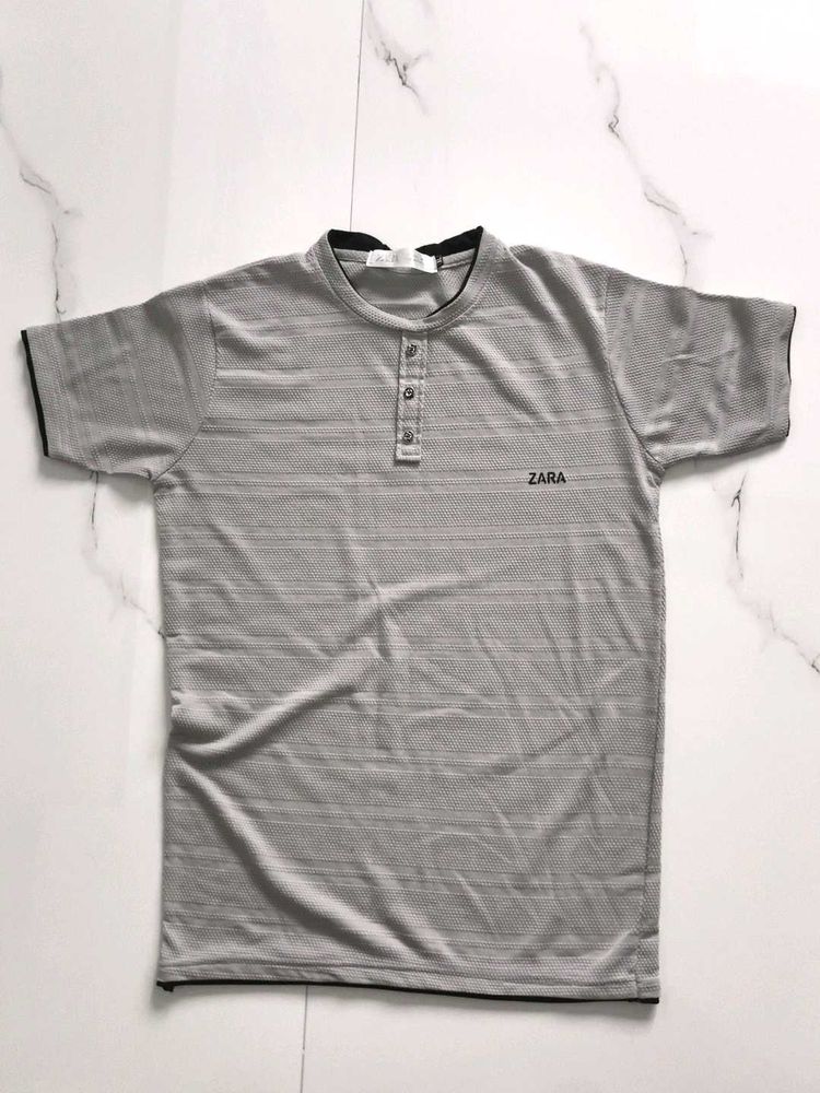 Zara Men's Grey Striped Henley T-Shirt