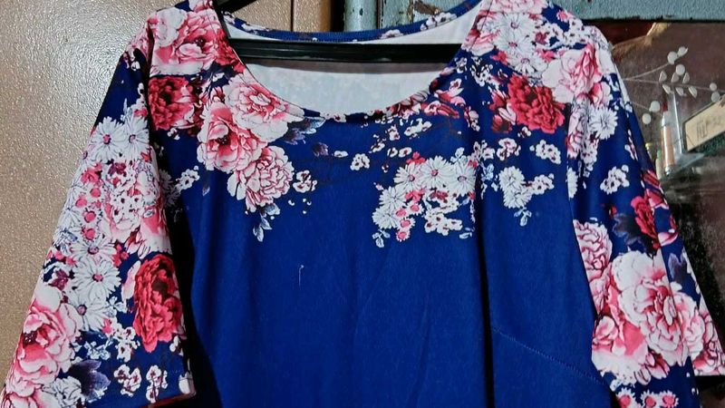 Floral Print Blue high low Top