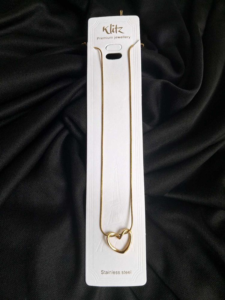 Elegant Heart Pendant Necklace