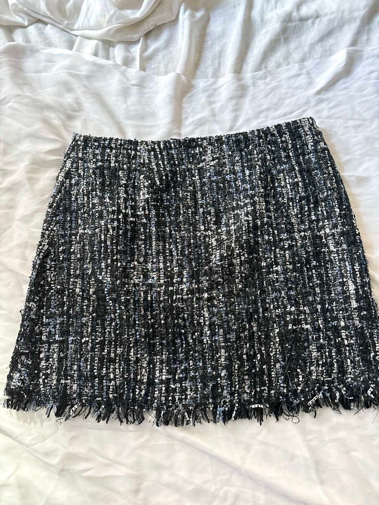 imported Chanel coded mini skirt vintage small