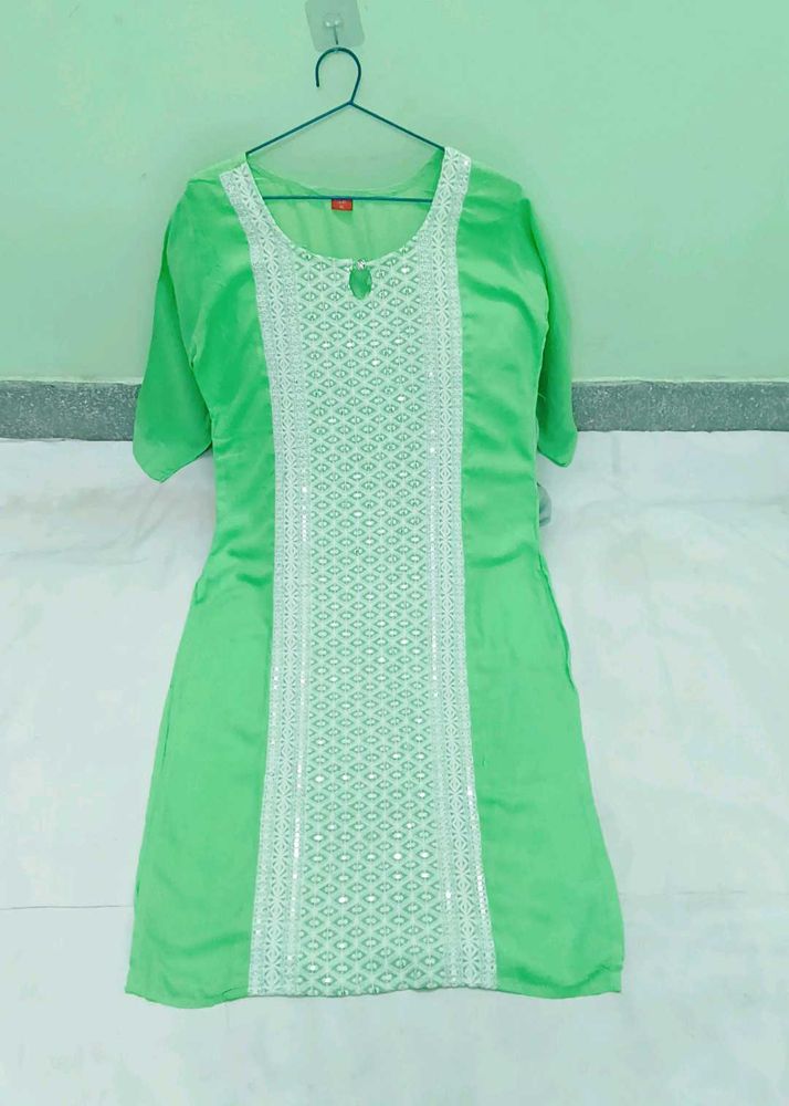 Green Kurta with White Embellishment