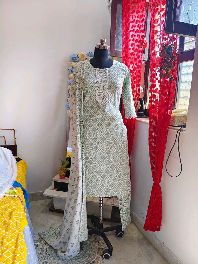 Elegant Green Printed Kurta Set with Dupatta