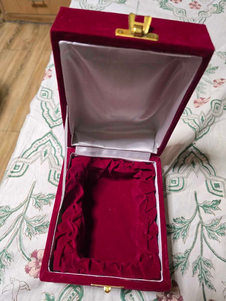 Silver Glass Box