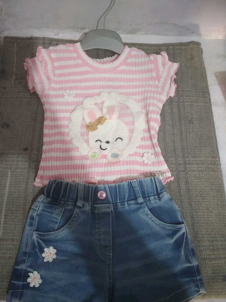 Adorable Bunny Outfit for Kids
