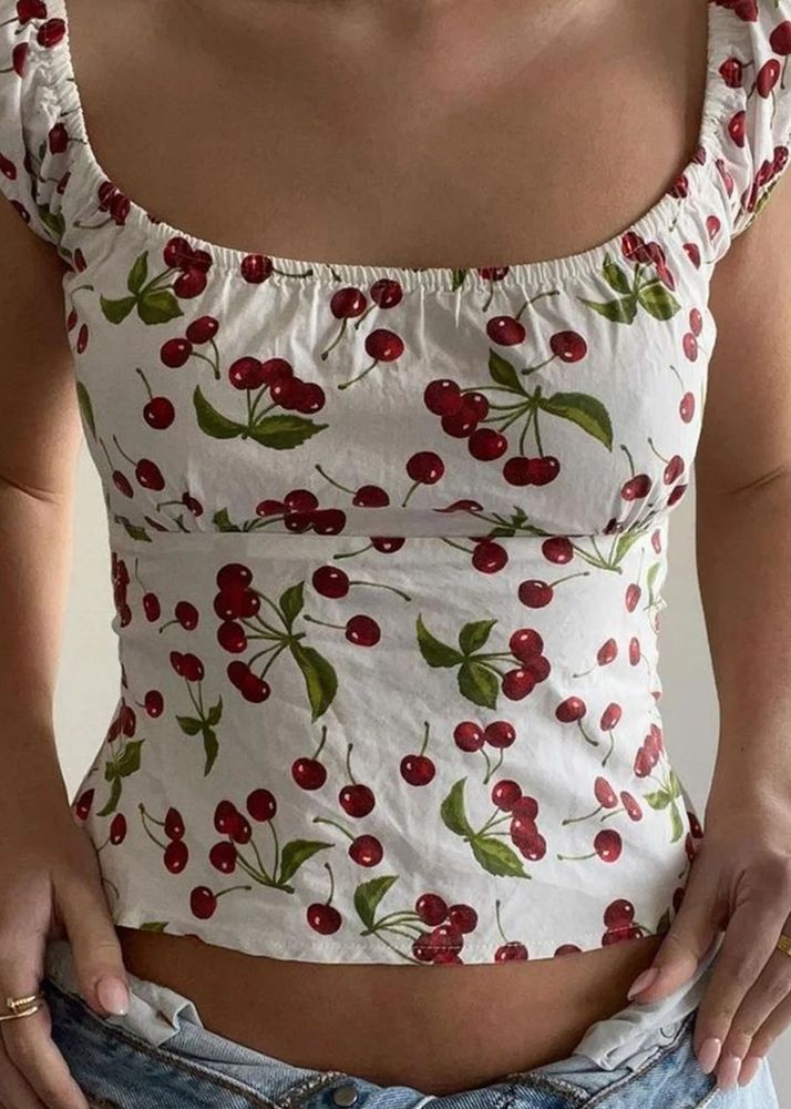 ⋆｡‧˚ʚ🍒ɞ˚‧｡Cherry Tie back Top