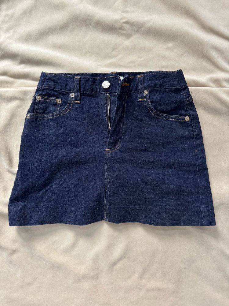 Classic Dark Wash Denim Mini Skirt